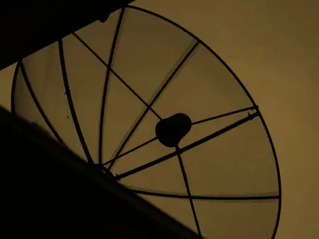 satellite-tv-and-wifi